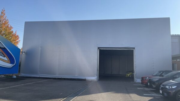 片流れテント倉庫取付工事